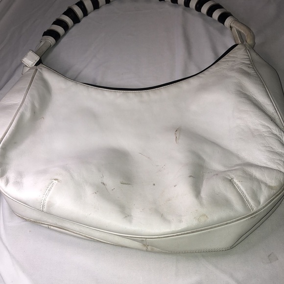 ESCADA PURSE - Picture 3 of 10